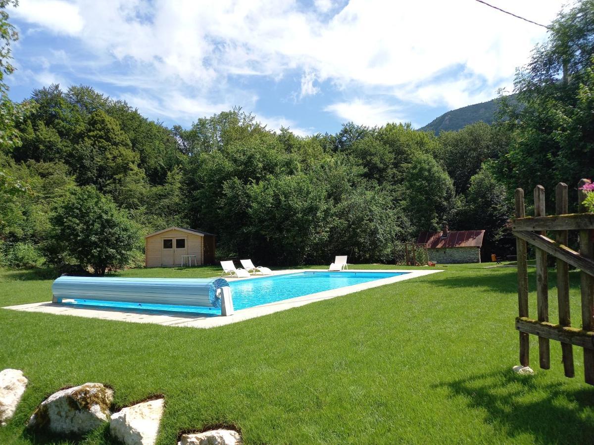 La Clairiere Du Moulin Panzió Lepin-le-Lac Kültér fotó